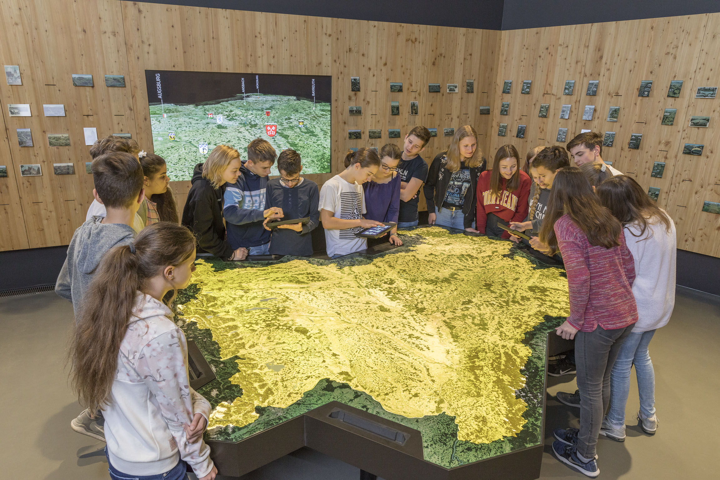 Schülerführungen im Museum © HdBG | Foto: www.altrofoto.de